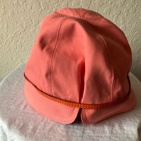 Coach: Coral Tara Bucket Hat- P/S - Picture 10 of 16